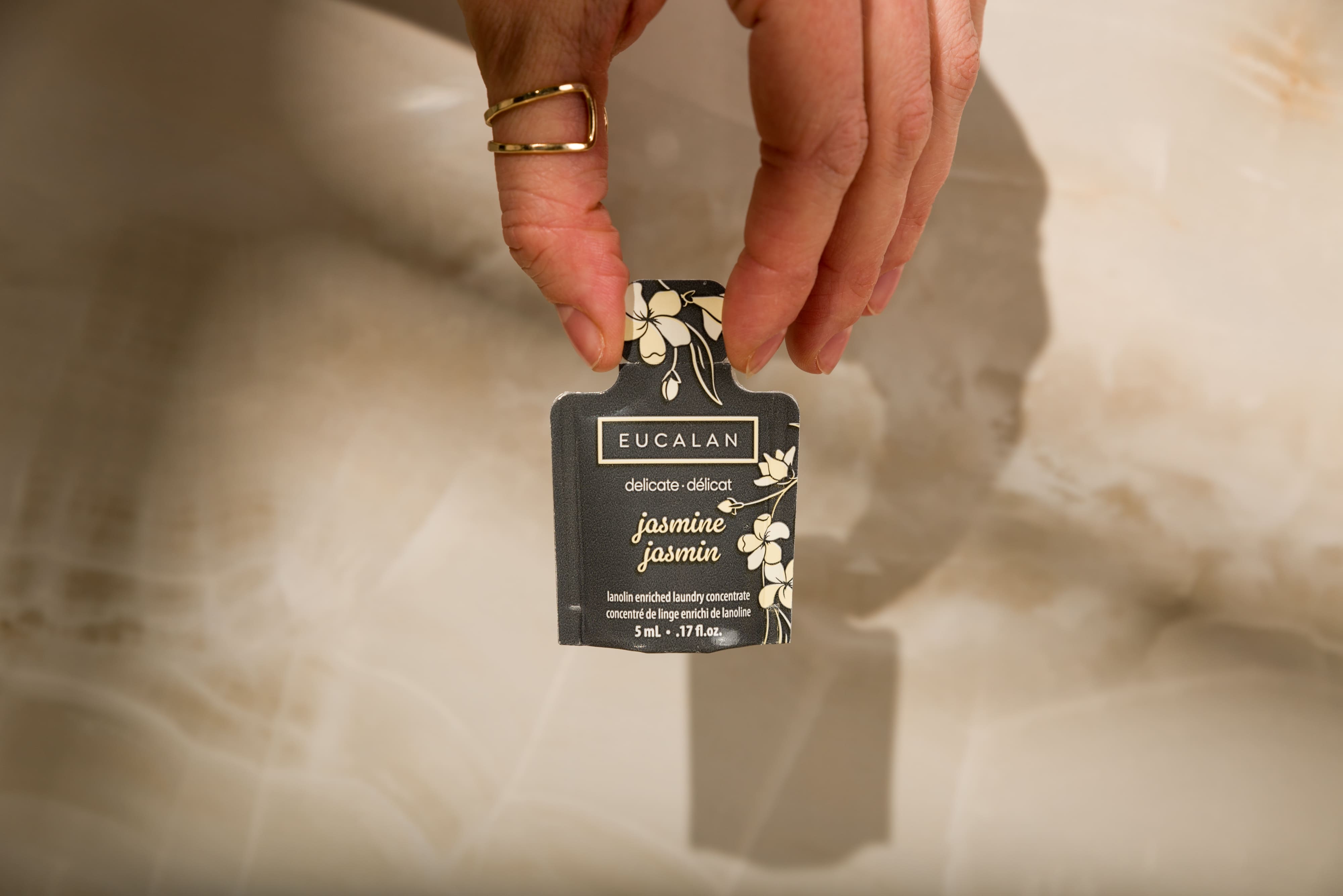 Jasmin Sachet.17 US fl.oz / 5mL